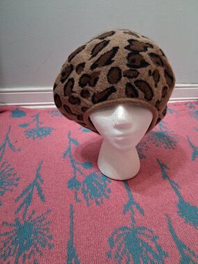 Portolano cashmere womens beret 100% cashmere hat leopard print brown tan